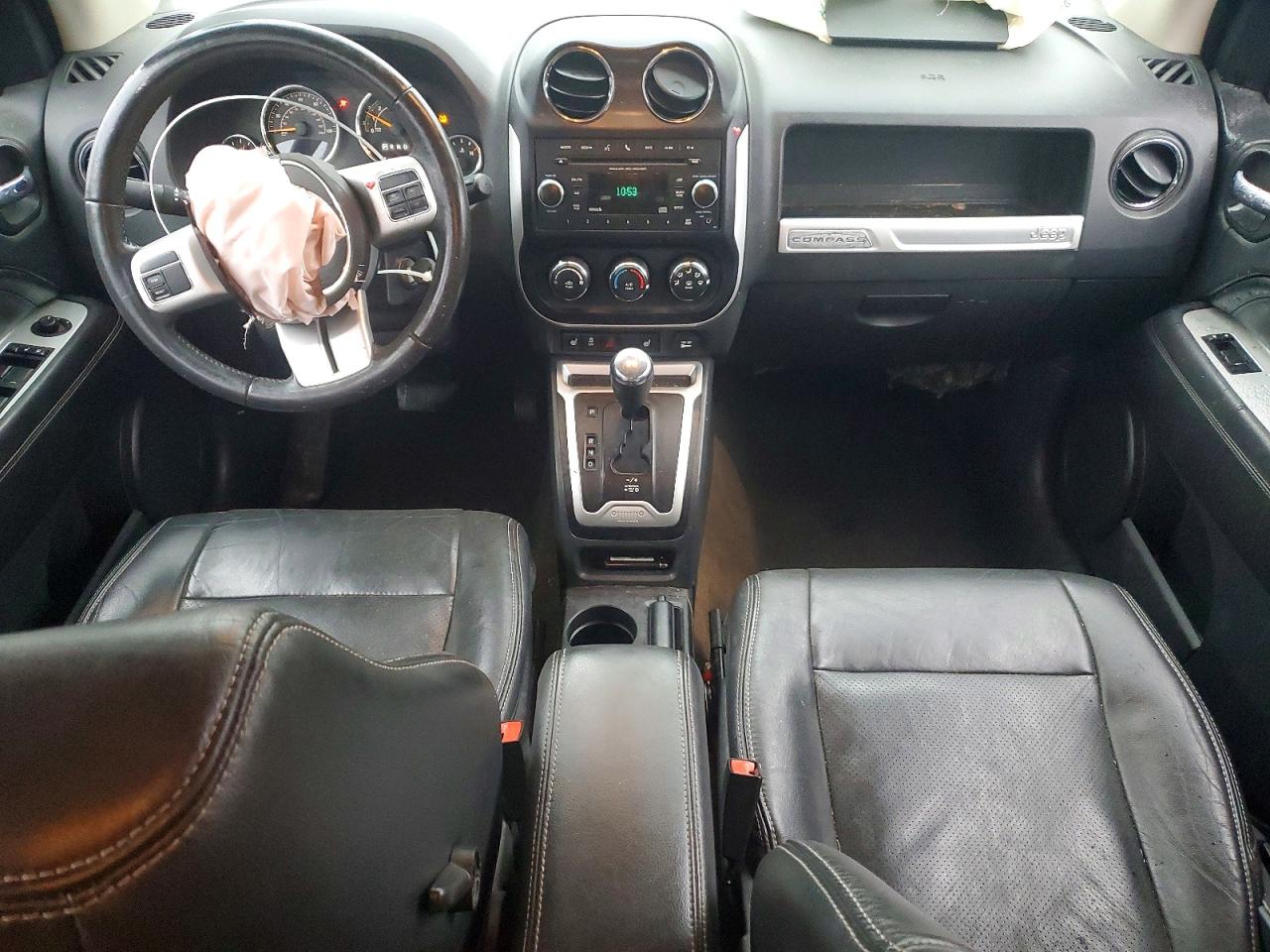 2017 JEEP COMPASS LATITUDE photo 8