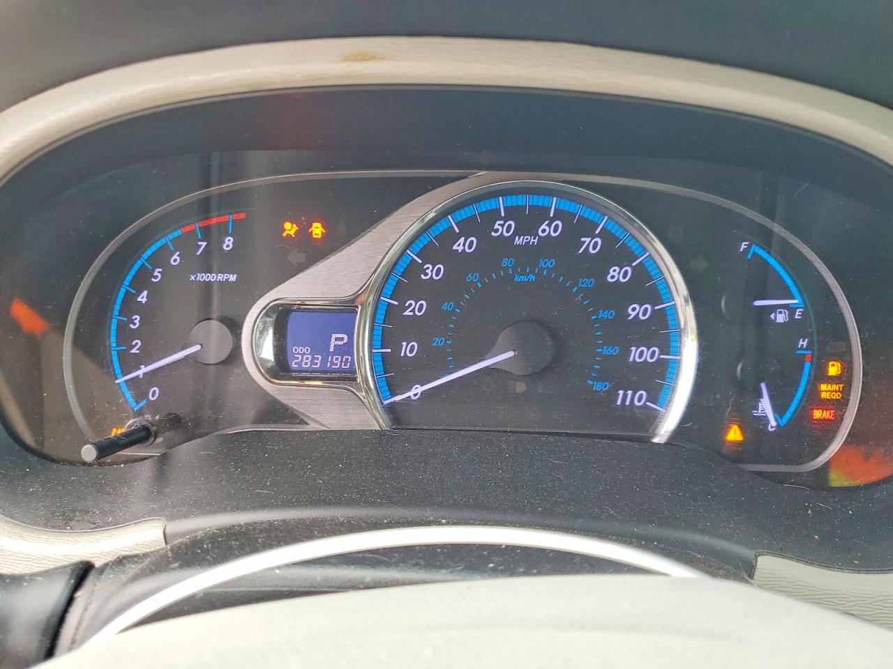2013 TOYOTA SIENNA XLE photo 9