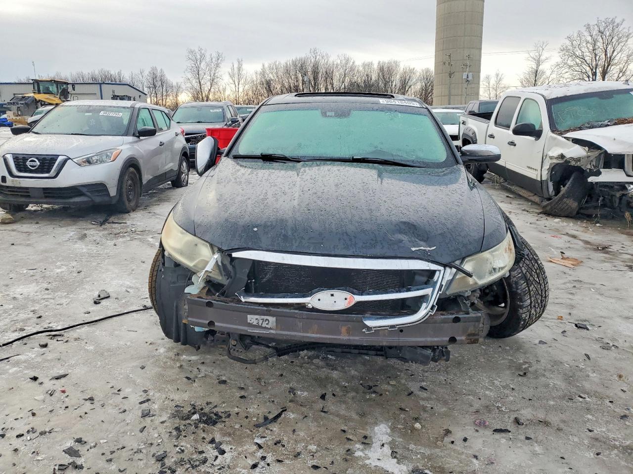 2010 FORD TAURUS LIMITED photo 5