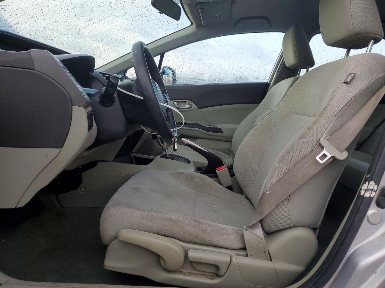 2012 HONDA CIVIC LX photo 7