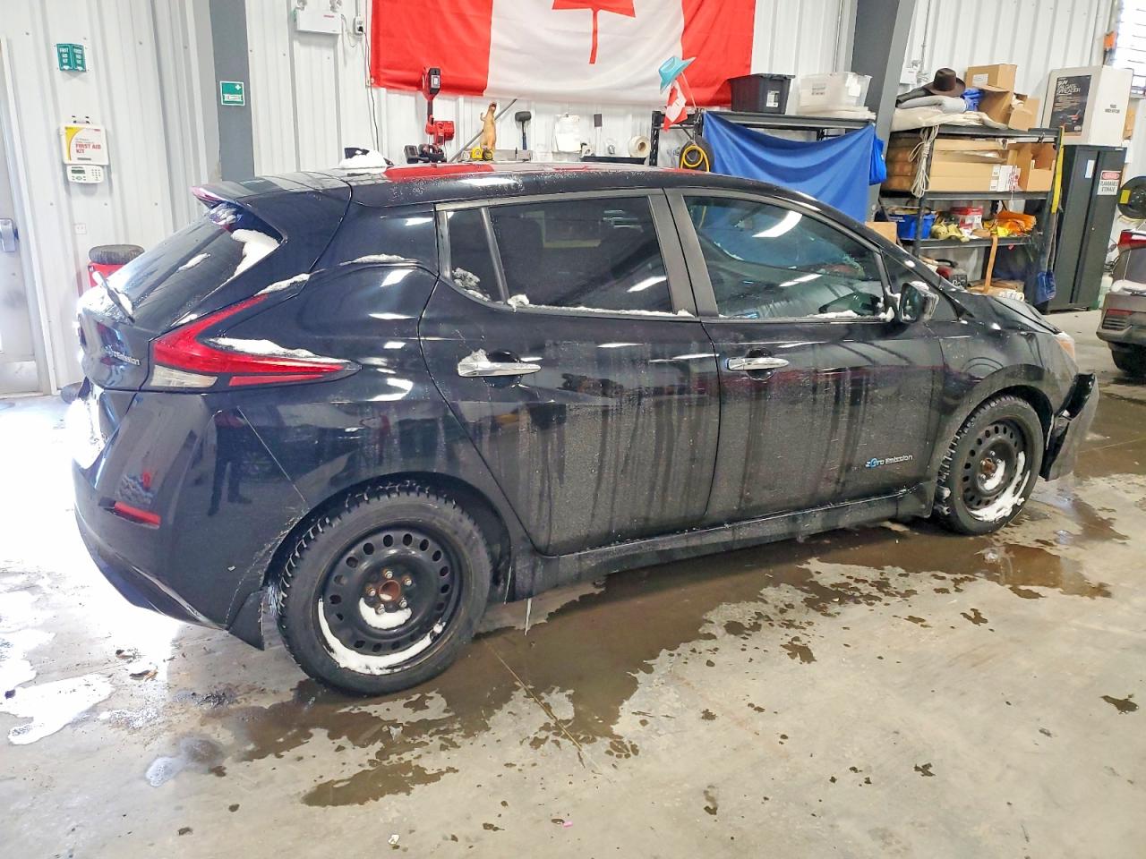 2018 NISSAN LEAF S photo 3