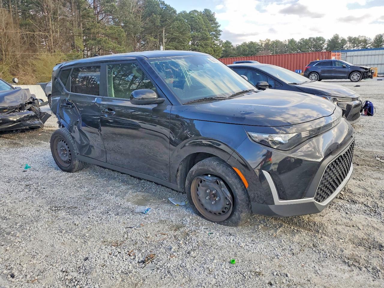 2024 KIA SOUL LX photo 4