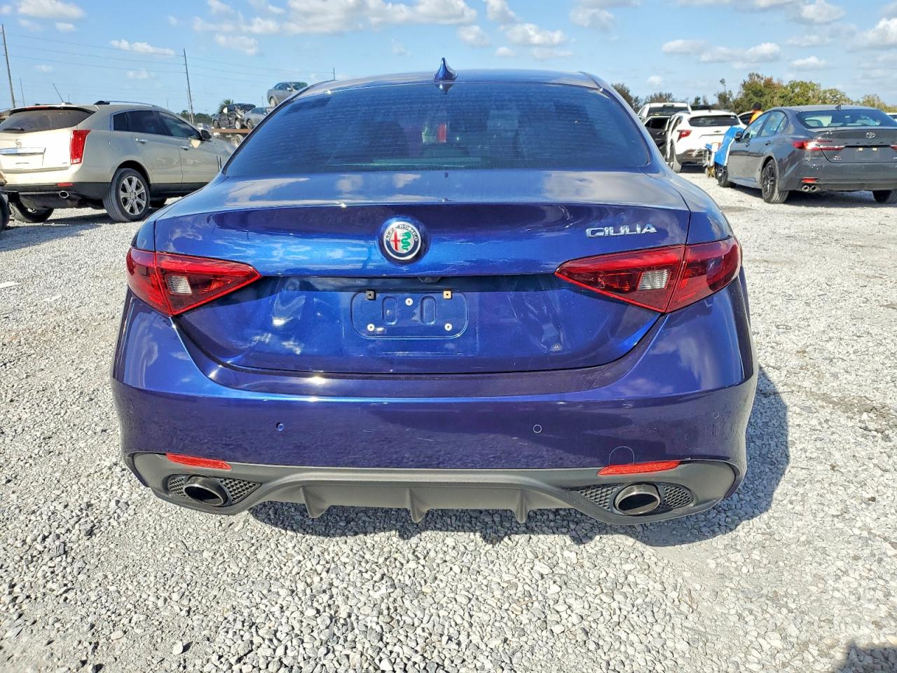 2017 ALFA ROMEO GIULIA photo 6