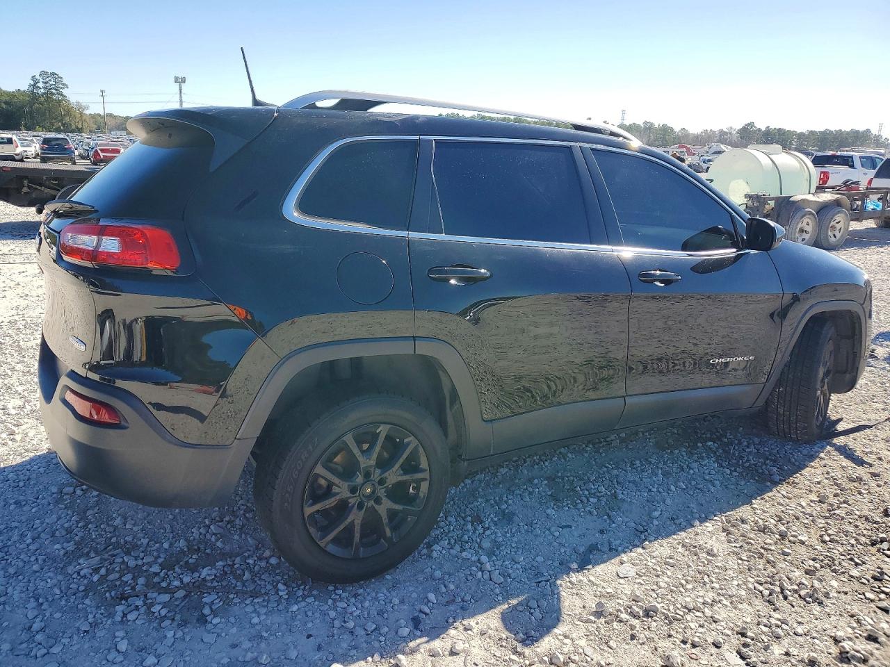 2018 JEEP CHEROKEE LATITUDE PLUS photo 3