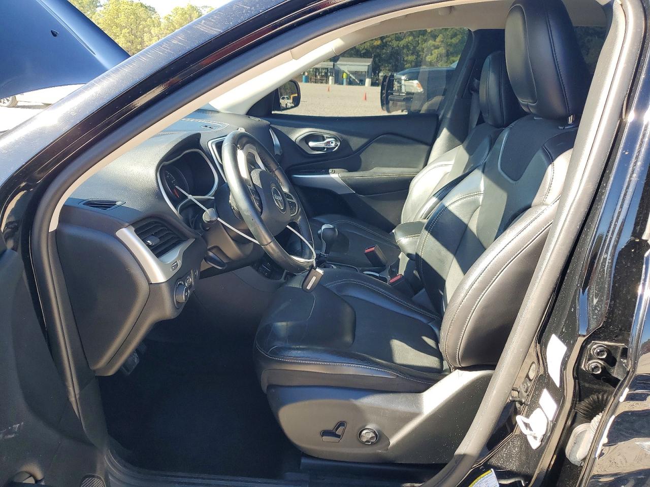 2018 JEEP CHEROKEE LATITUDE PLUS photo 7