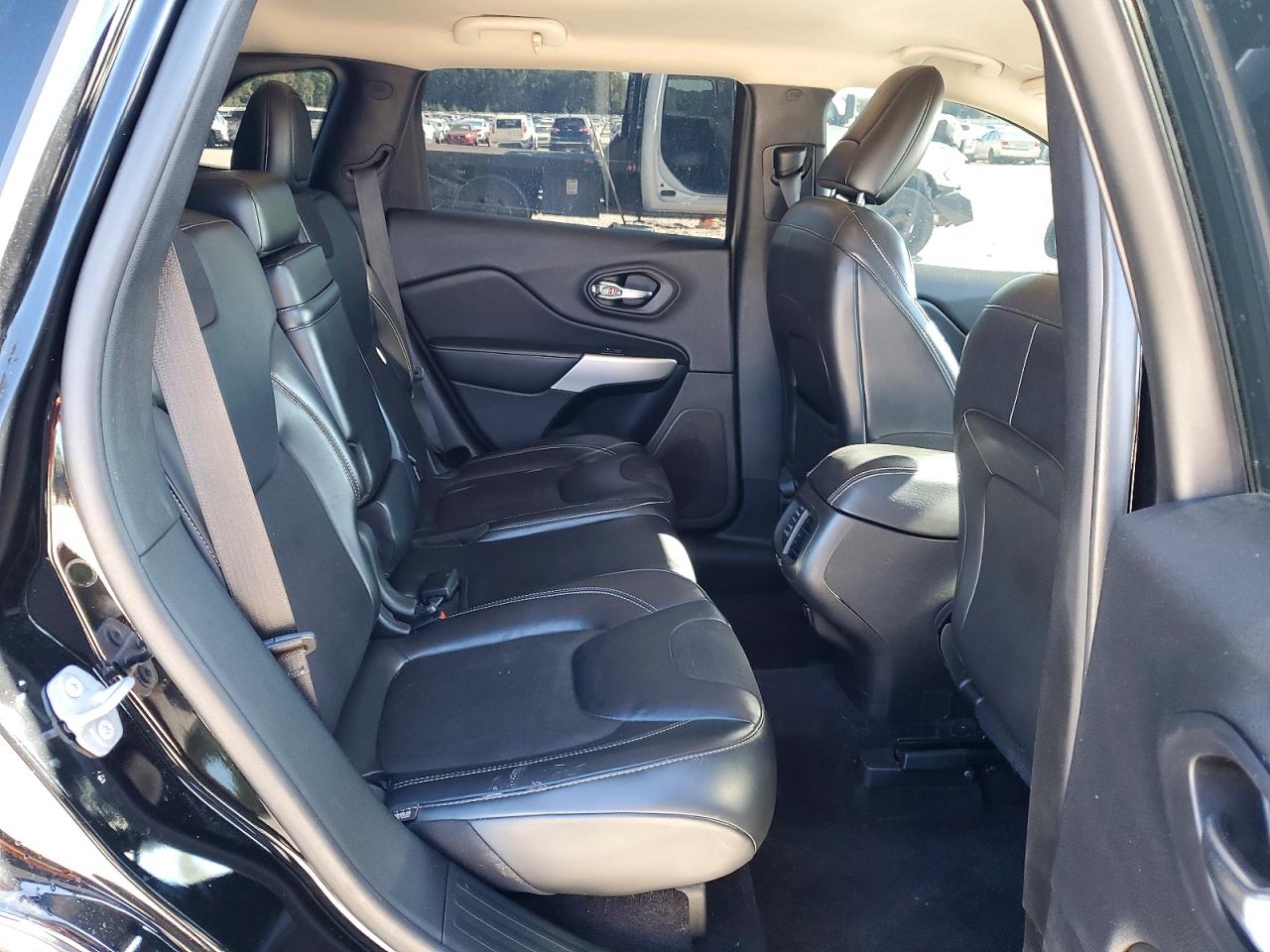 2018 JEEP CHEROKEE LATITUDE PLUS photo 11