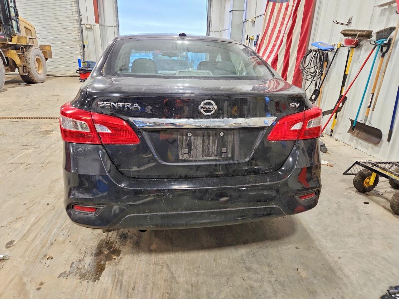 2018 NISSAN SENTRA S photo 6
