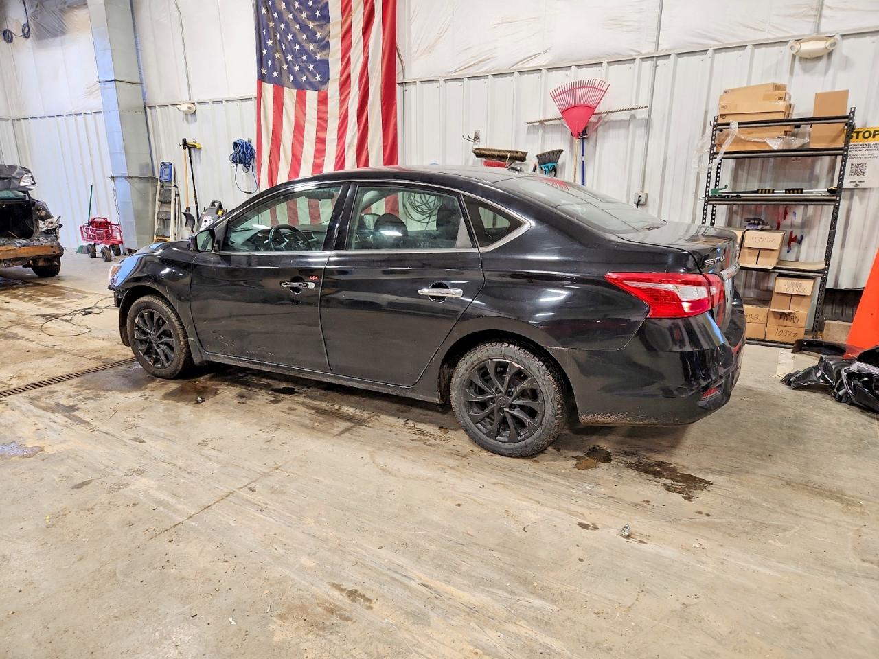 2018 NISSAN SENTRA S photo 2