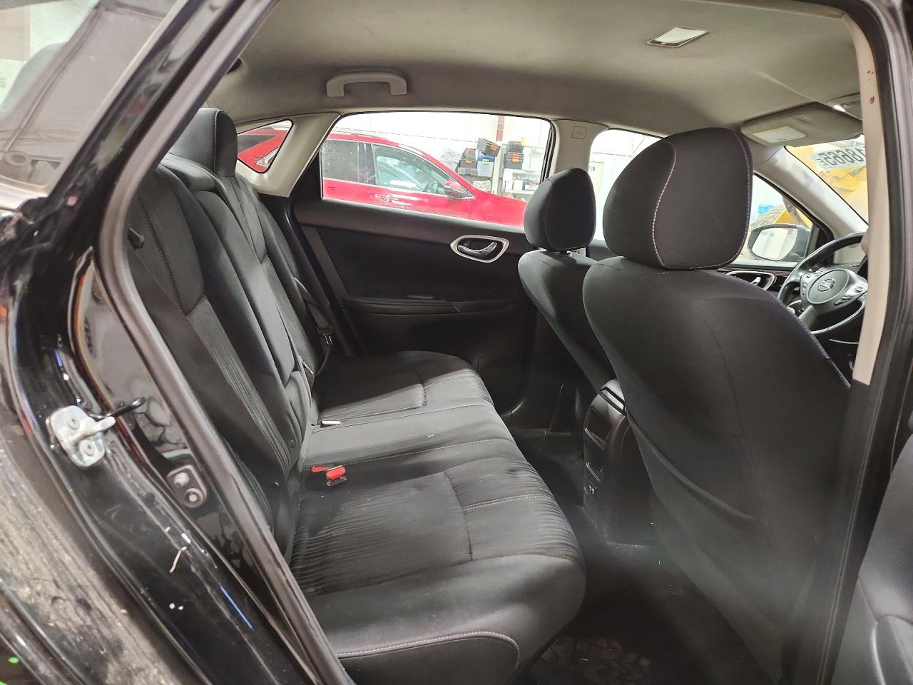 2018 NISSAN SENTRA S photo 10