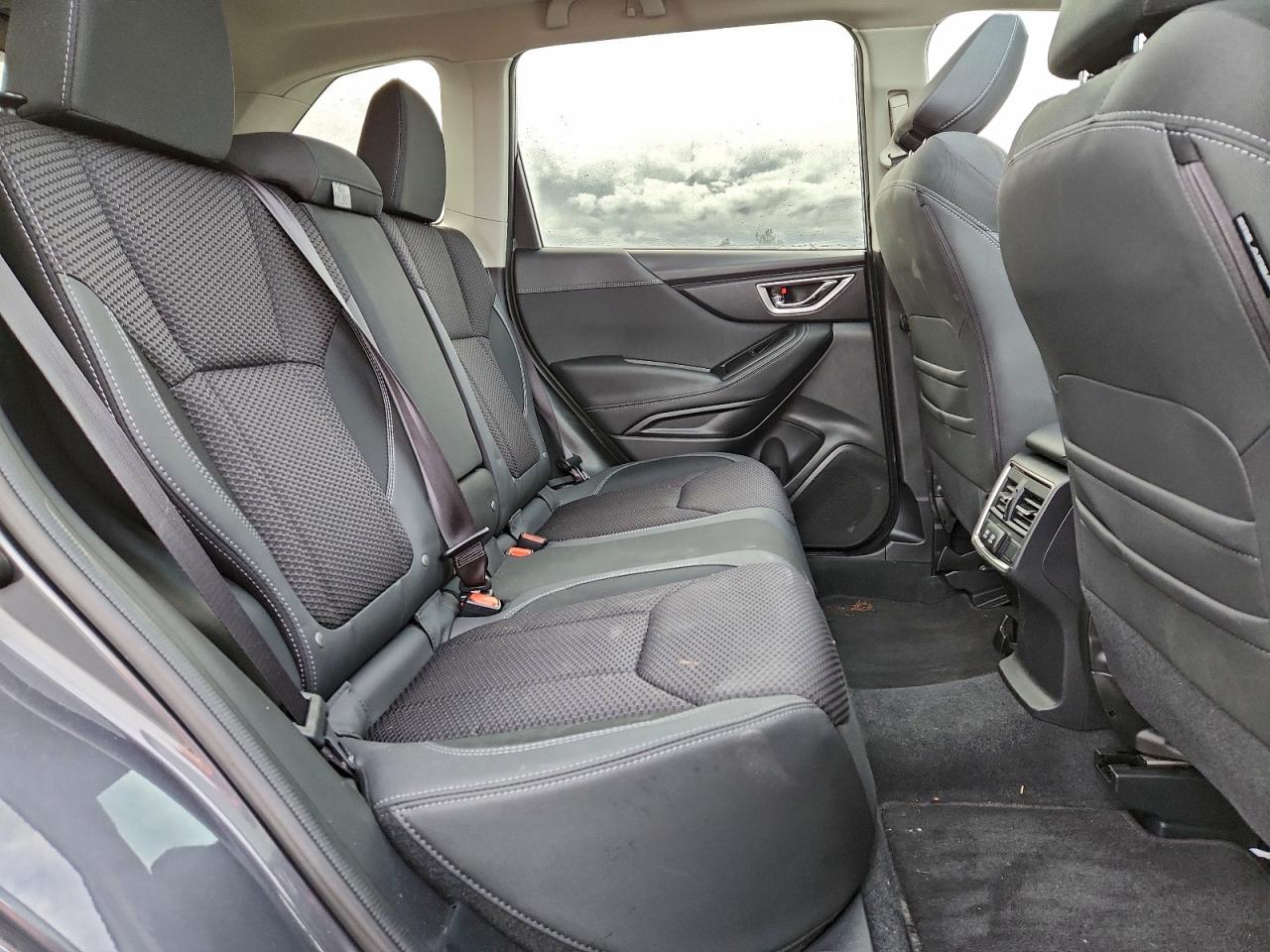2024 SUBARU FORESTER PREMIUM photo 11