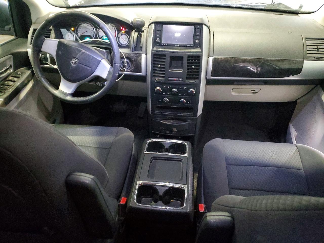 2010 DODGE GRAND CARAVAN CREW photo 8