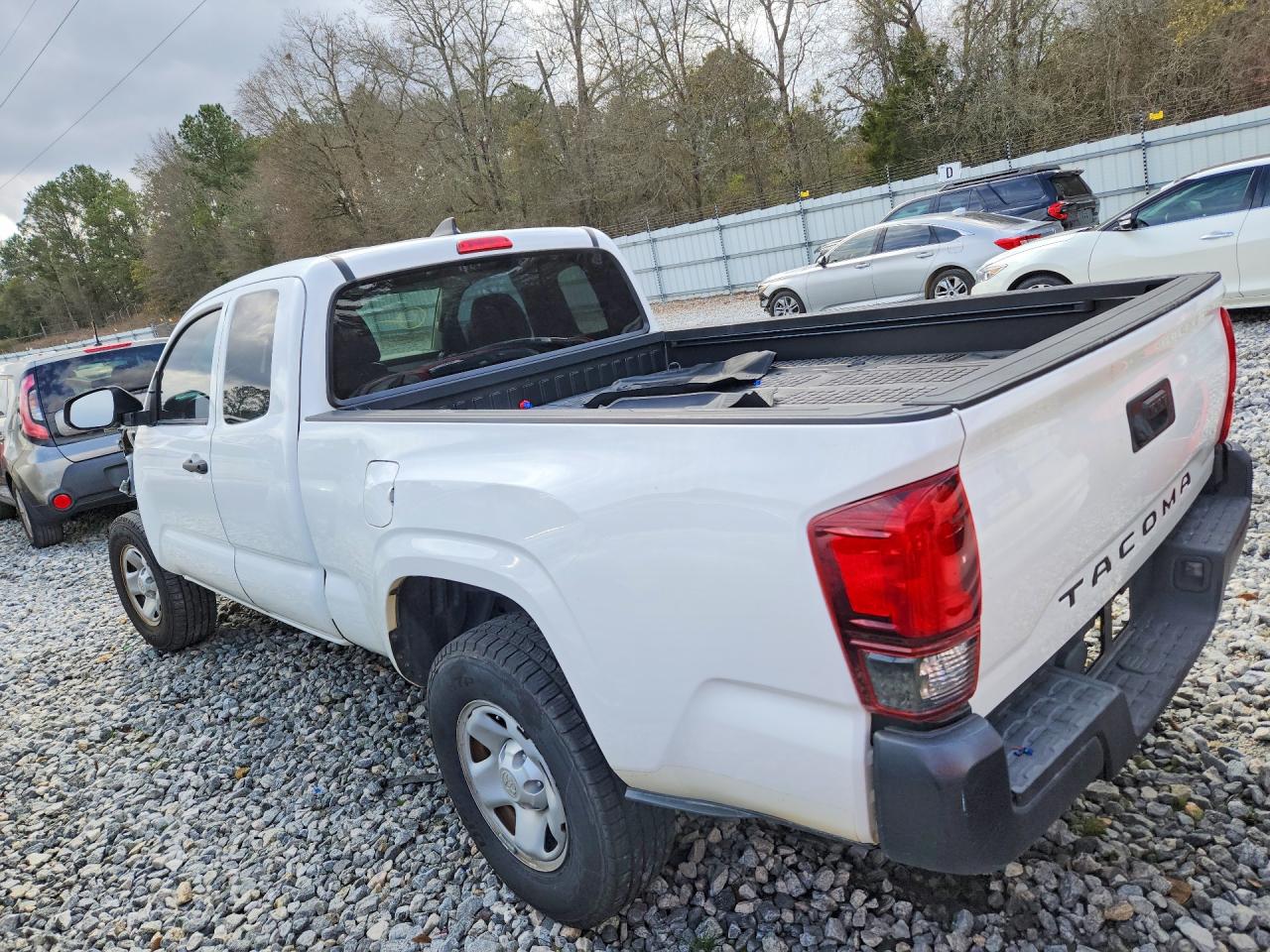 2019 TOYOTA TACOMA ACCESS CAB photo 2