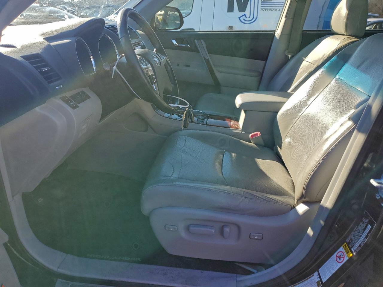 2013 TOYOTA HIGHLANDER HYBRID LIMITED photo 7