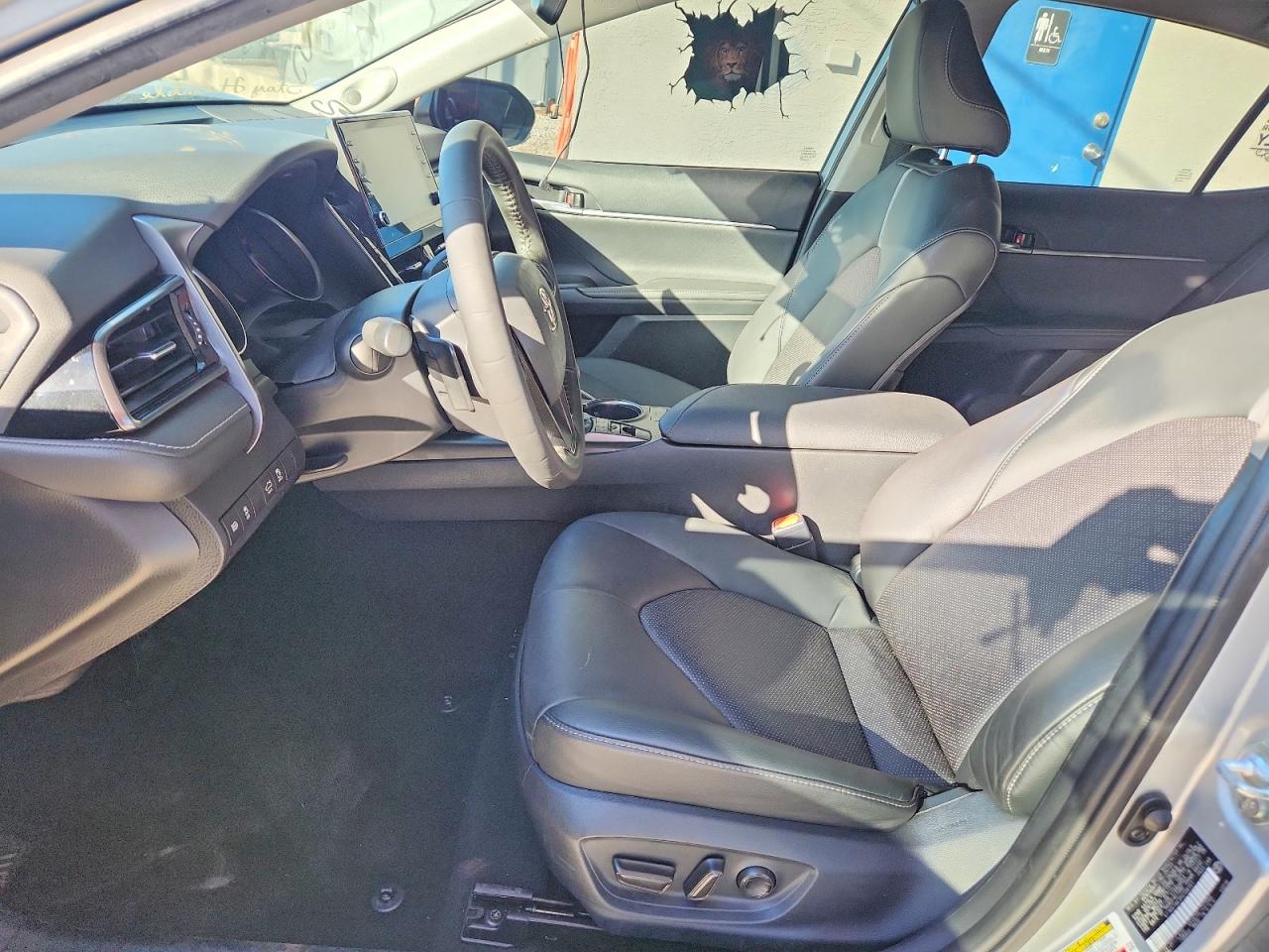 2023 TOYOTA CAMRY XSE photo 7