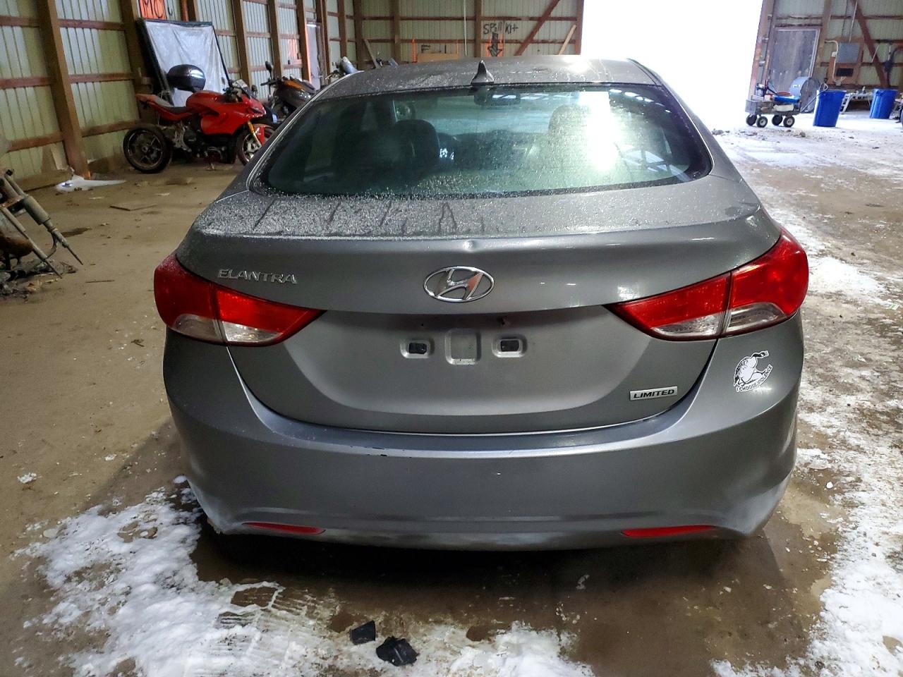 2013 HYUNDAI ELANTRA GLS photo 6