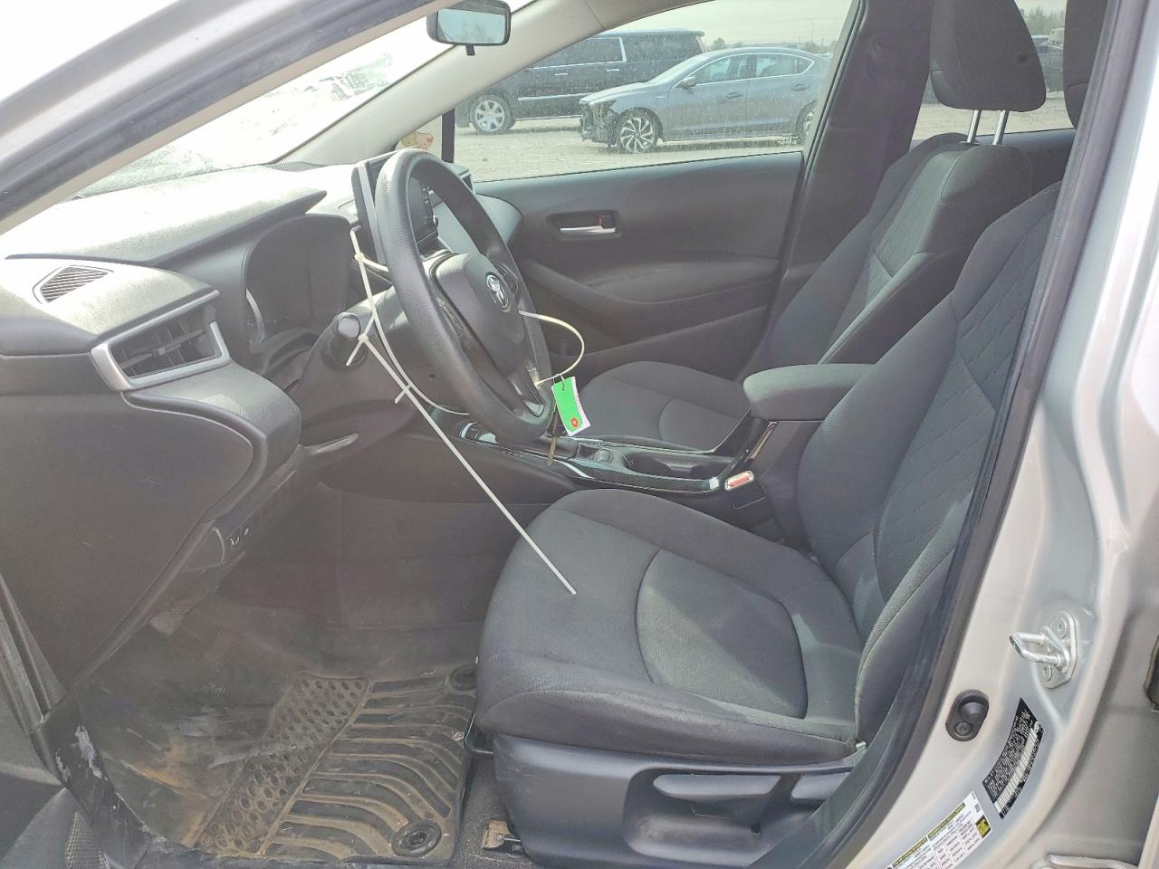 2021 TOYOTA COROLLA LE photo 7