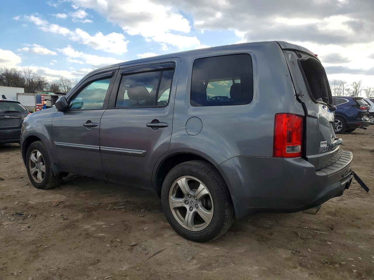 2013 HONDA PILOT EX photo 2