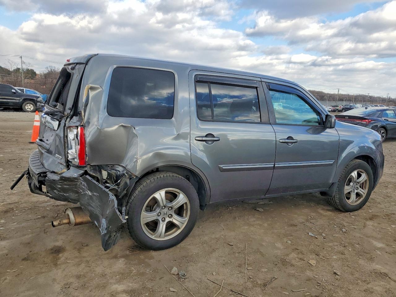 2013 HONDA PILOT EX photo 3