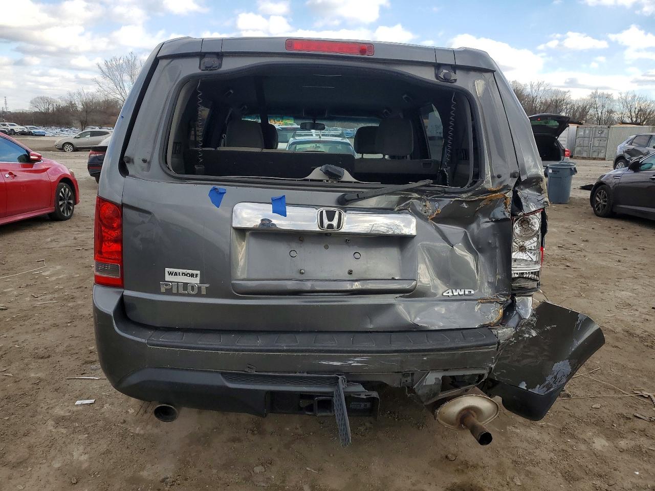 2013 HONDA PILOT EX photo 6