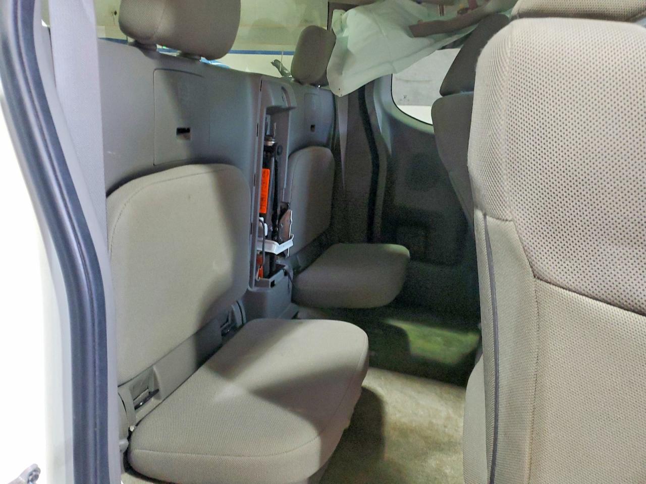 2017 NISSAN FRONTIER S photo 10