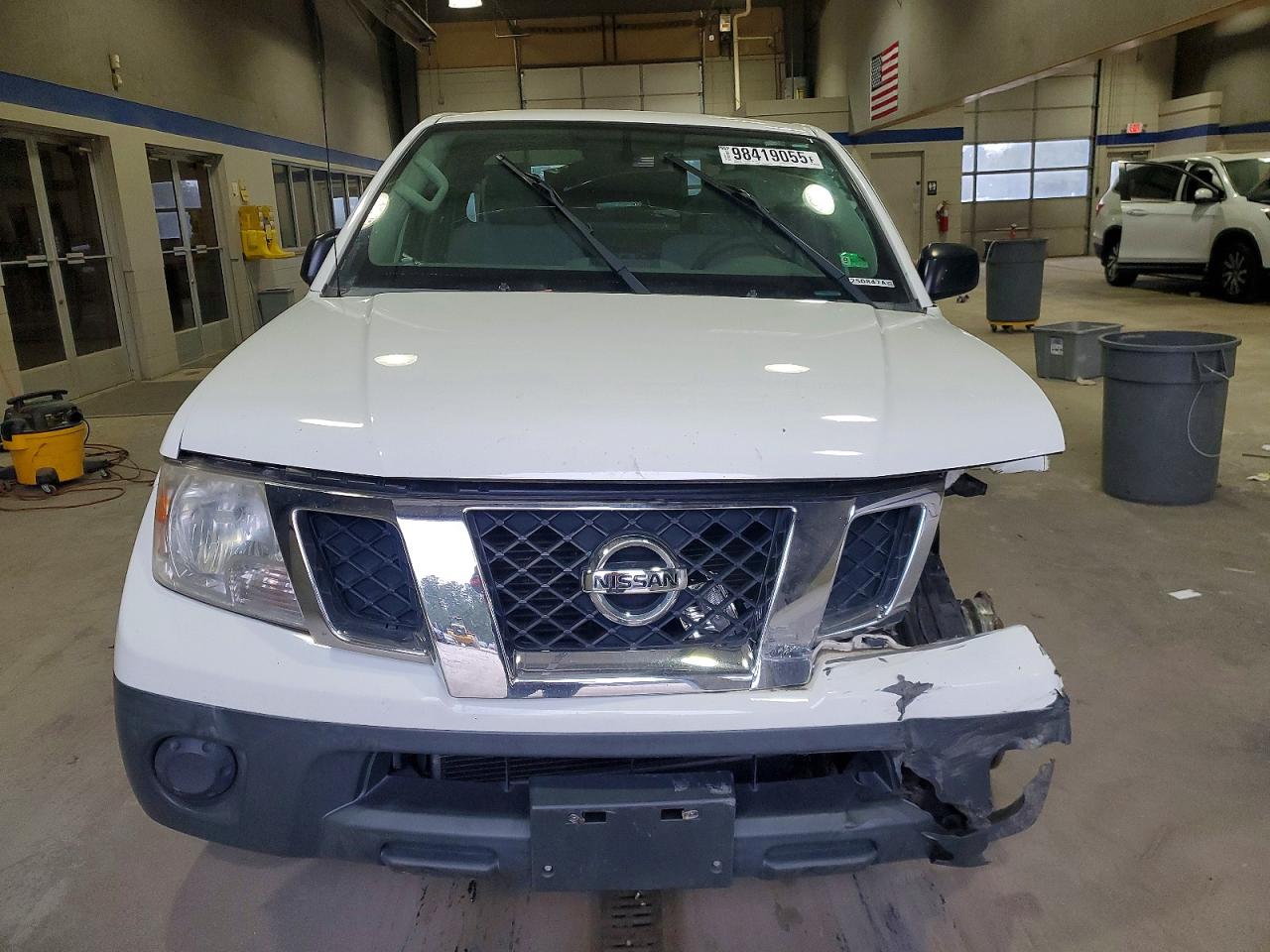 2017 NISSAN FRONTIER S photo 5
