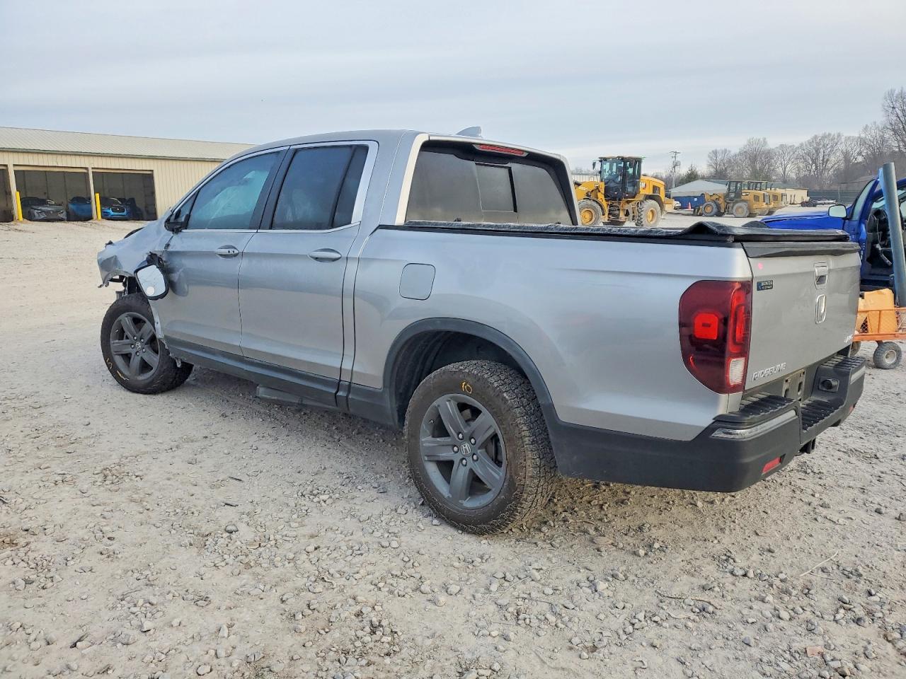 2019 HONDA RIDGELINE RTL photo 2