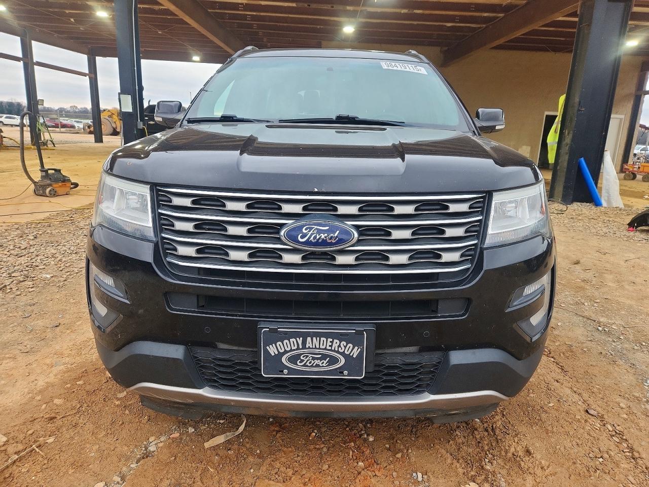 2016 FORD EXPLORER XLT photo 5