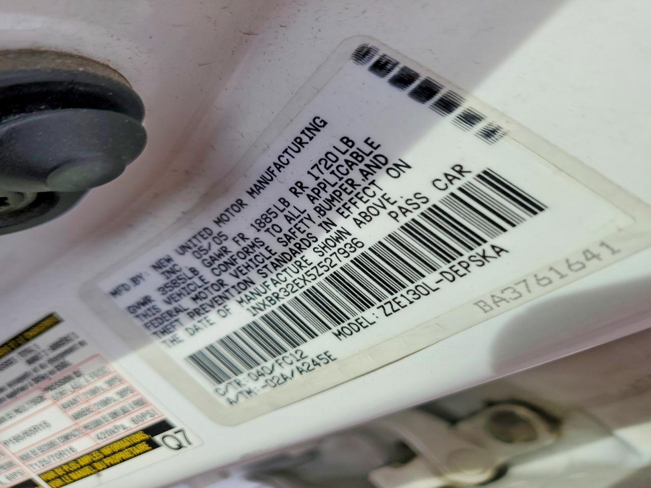 2005 TOYOTA COROLLA S photo 12