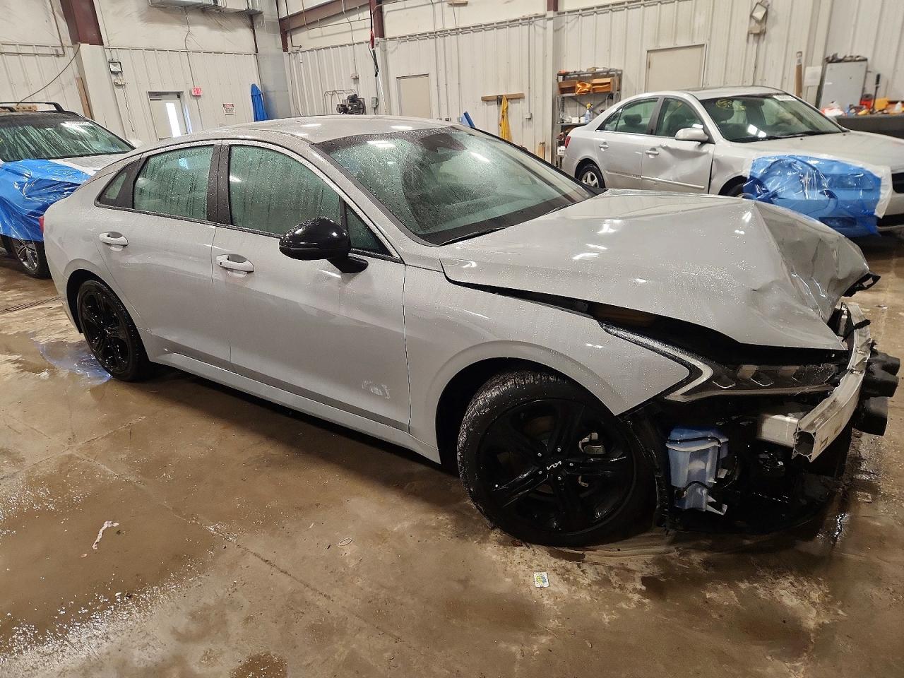 2023 KIA K5 GT LINE photo 4