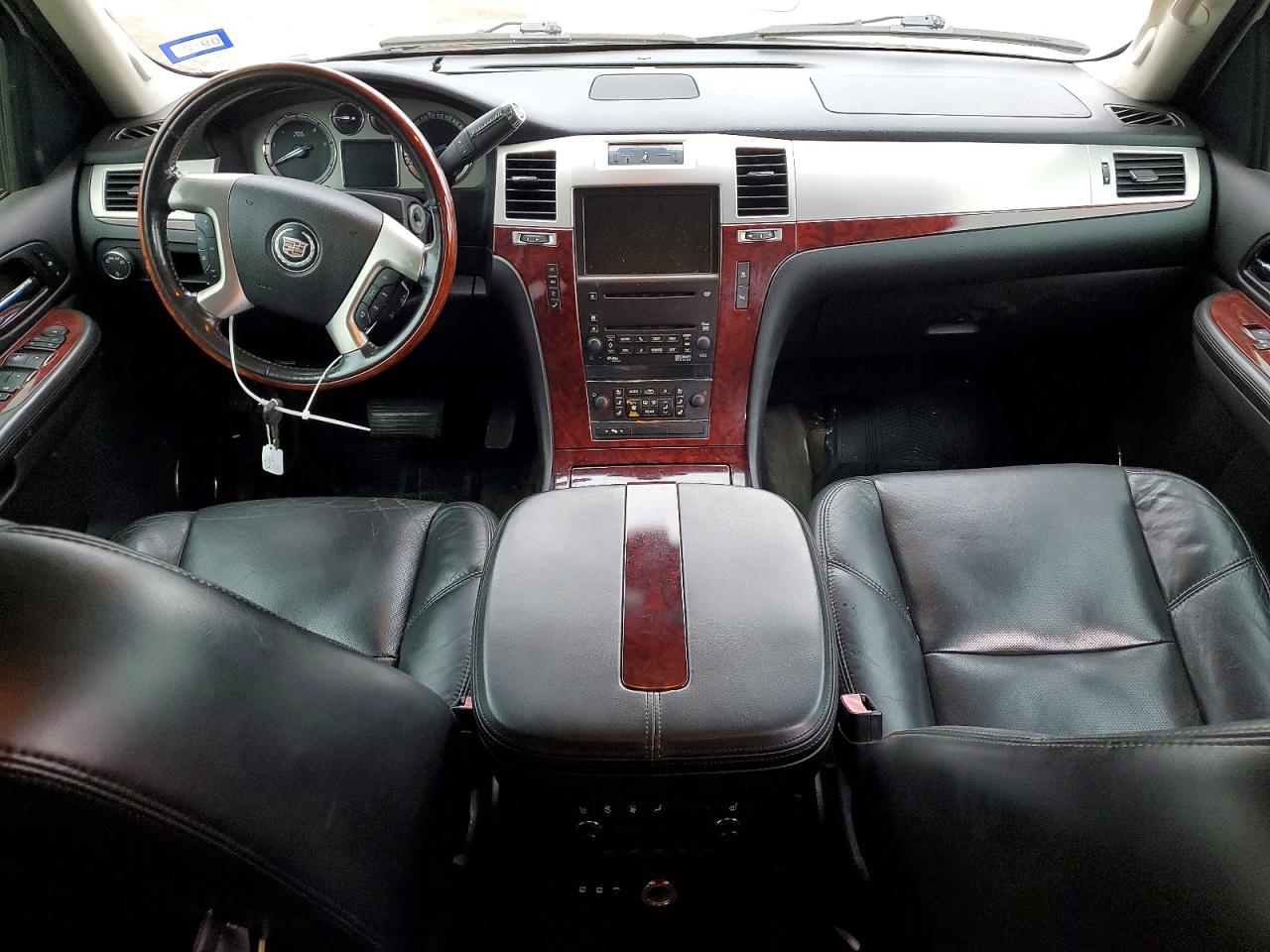 2009 CADILLAC ESCALADE LUXURY photo 8