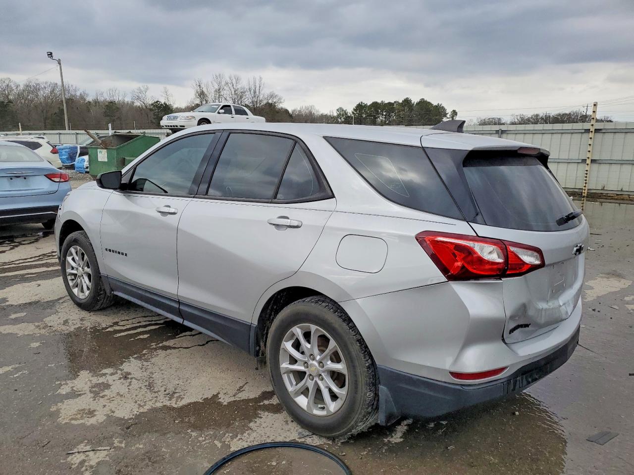 2019 CHEVROLET EQUINOX LS photo 2