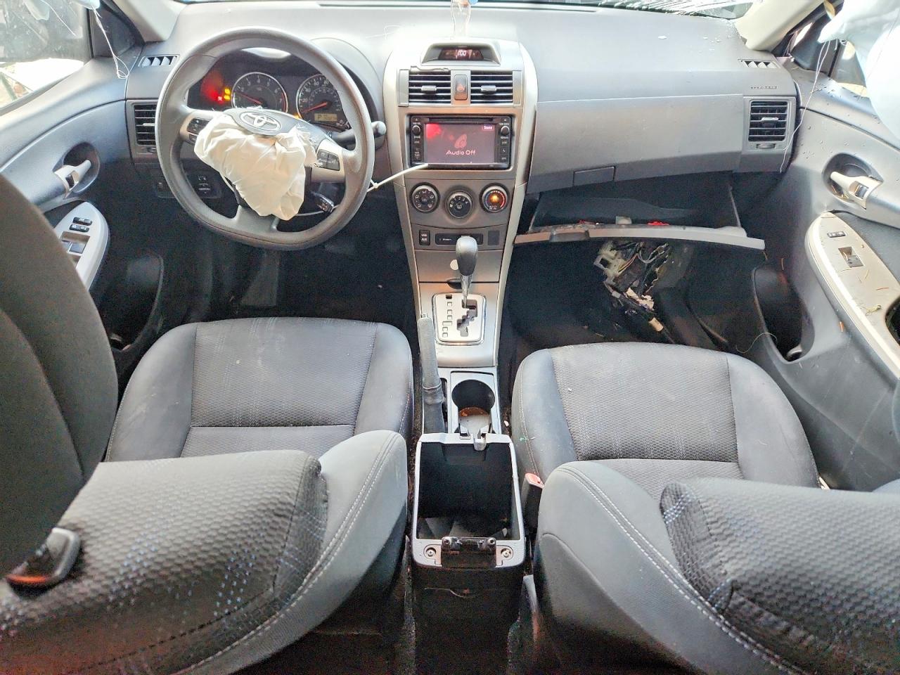 2012 TOYOTA COROLLA BASE photo 8