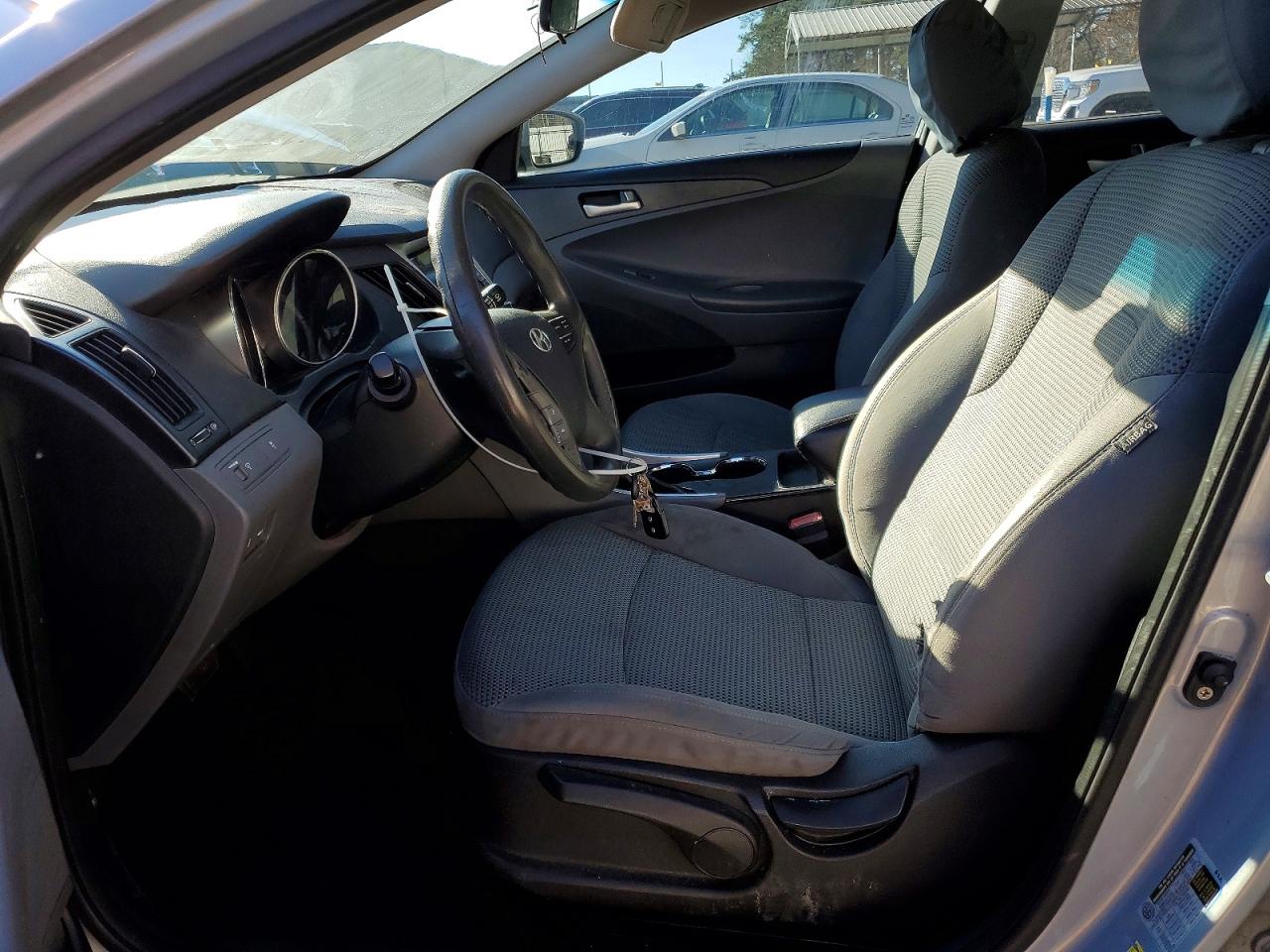 2011 HYUNDAI SONATA GLS photo 7