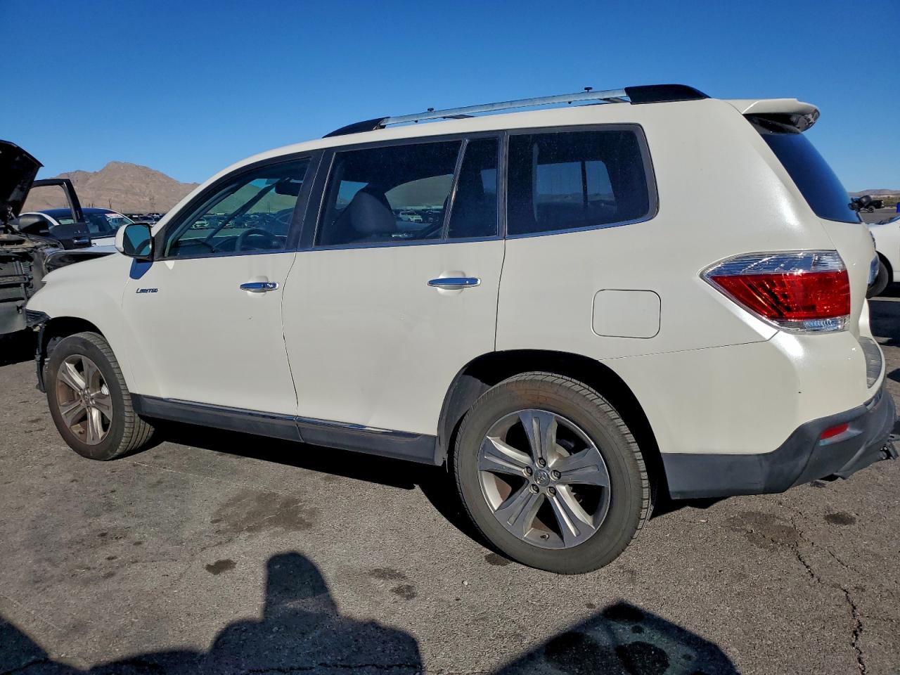 2011 TOYOTA HIGHLANDER LIMITED photo 2
