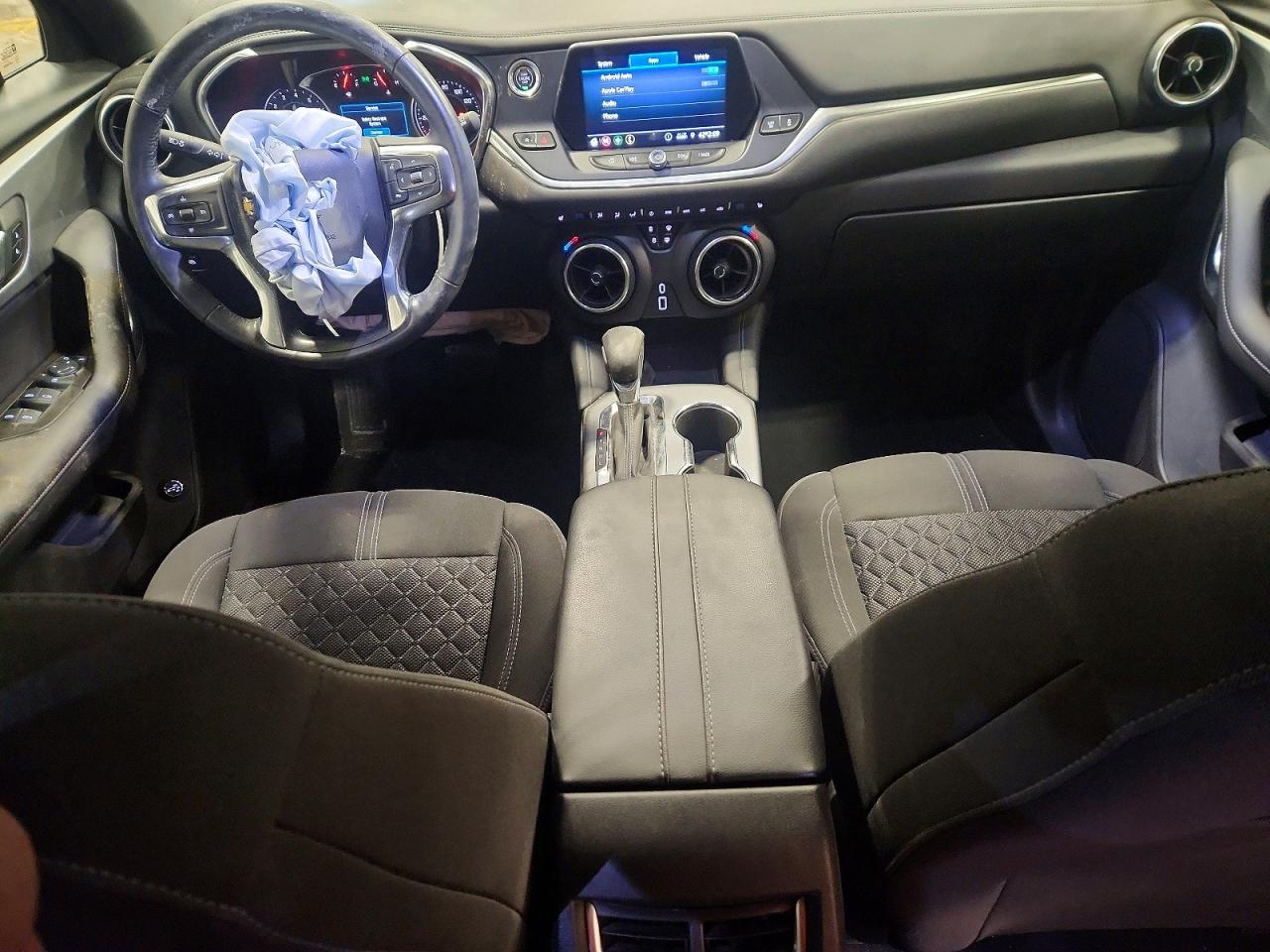 2020 CHEVROLET BLAZER 2LT photo 8