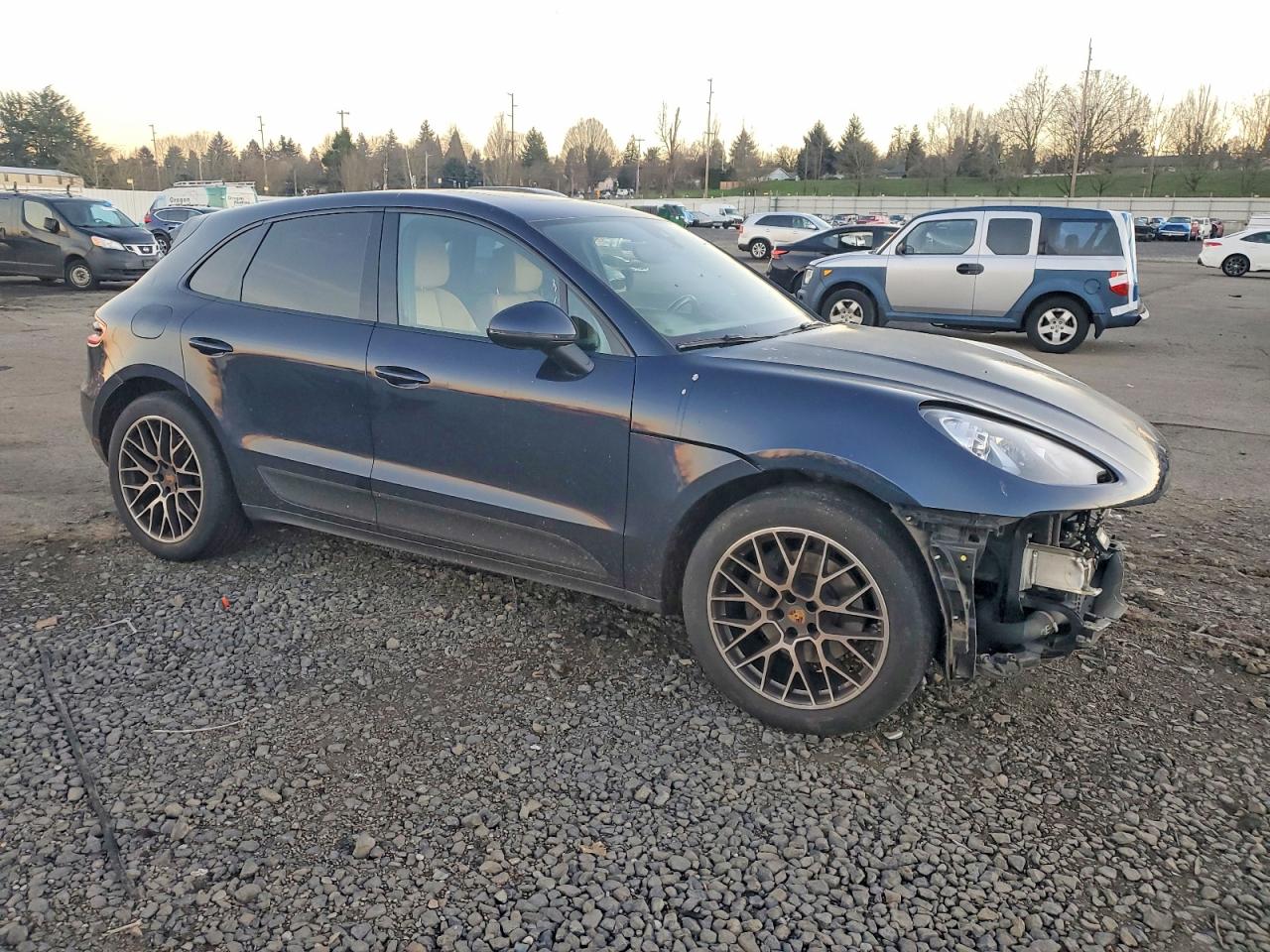 2018 PORSCHE MACAN photo 7
