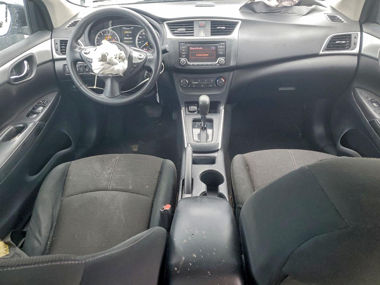 2018 NISSAN SENTRA S photo 8