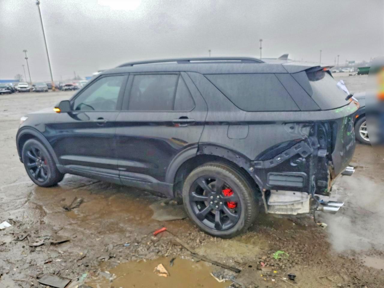 2023 FORD EXPLORER ST photo 2