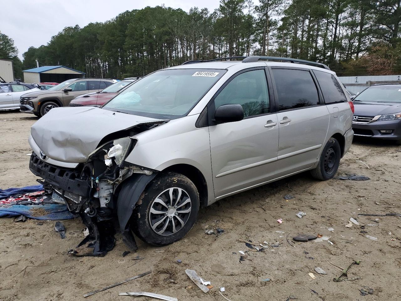 2007 TOYOTA SIENNA