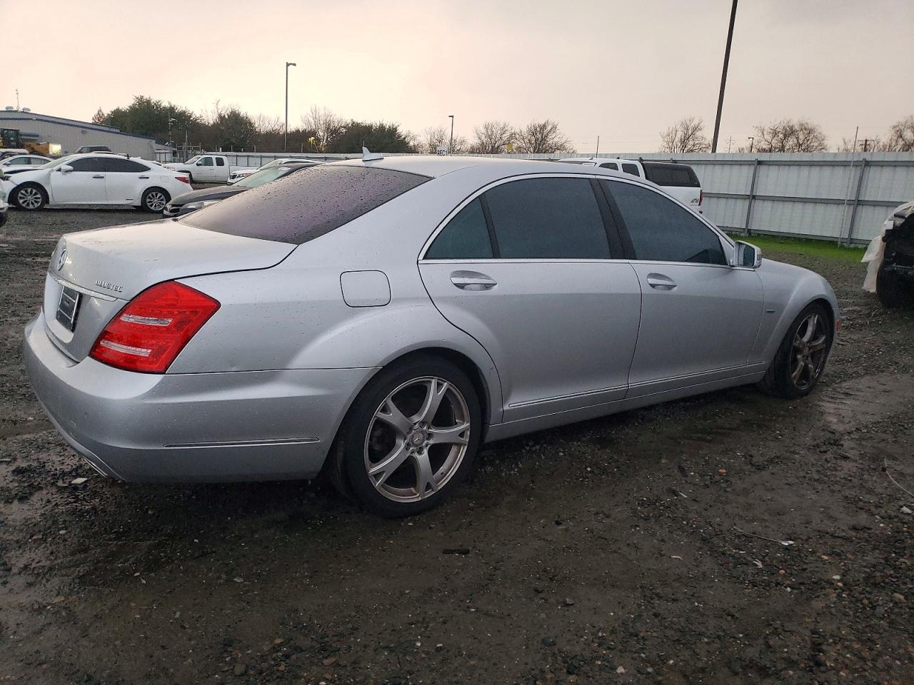 2012 MERCEDES-BENZ S 350 BLUETEC photo 3