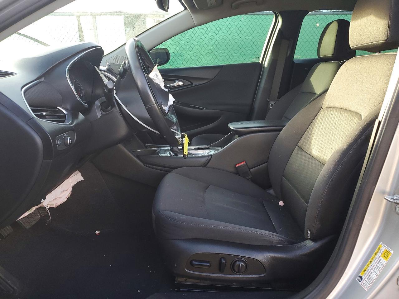 2017 CHEVROLET MALIBU LT photo 7