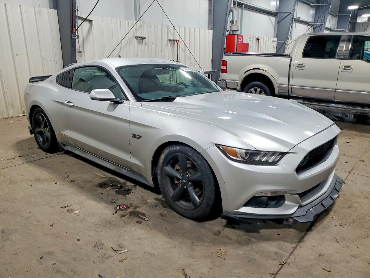 2016 FORD MUSTANG photo 4
