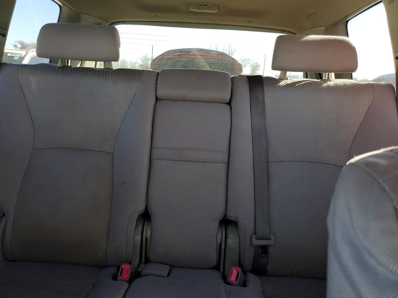 2005 TOYOTA HIGHLANDER LIMITED photo 10