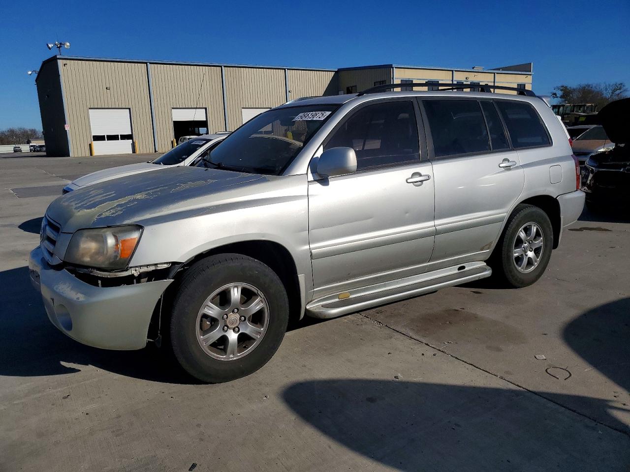 2005 TOYOTA HIGHLANDER