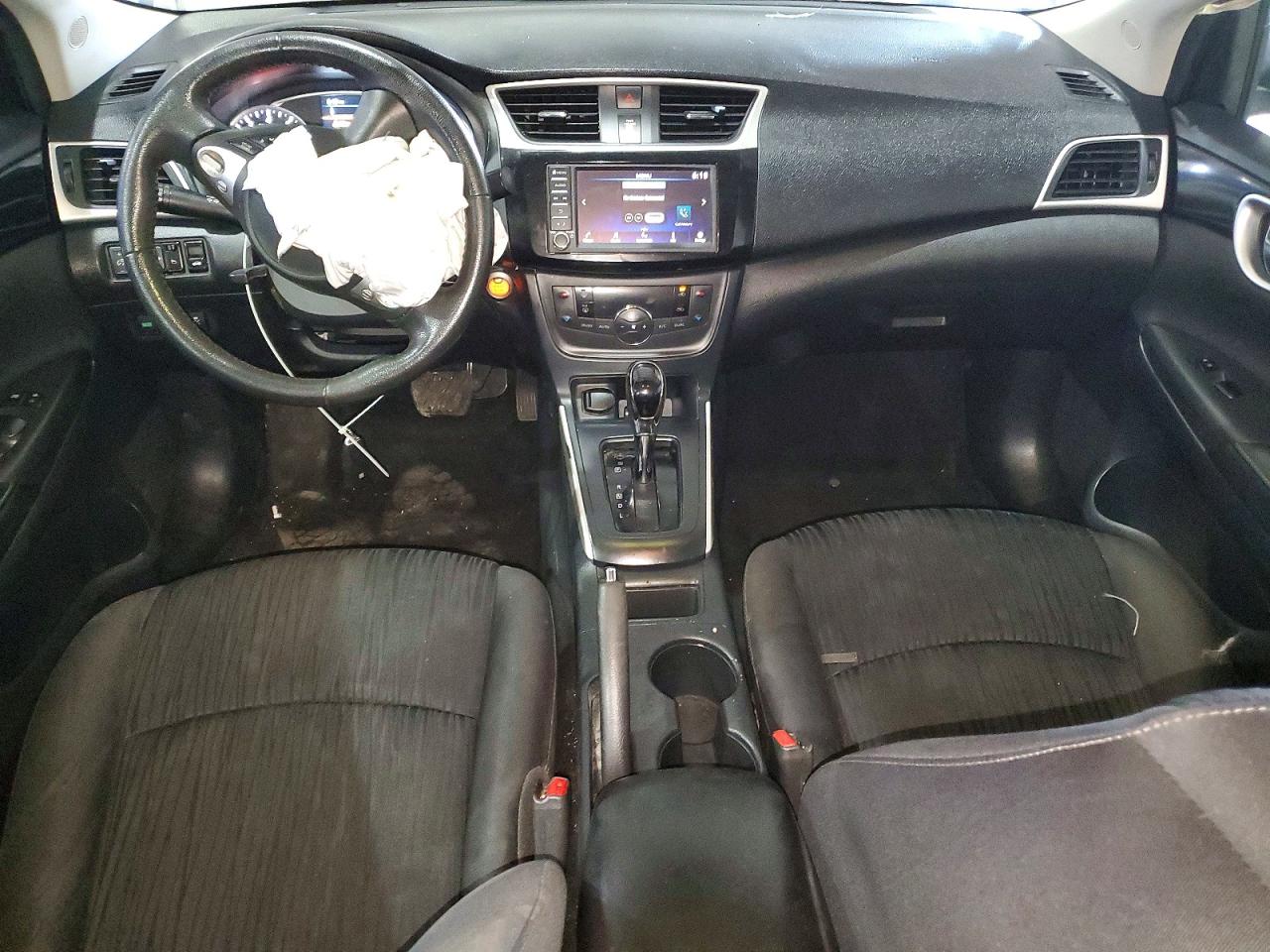 2019 NISSAN SENTRA S photo 8
