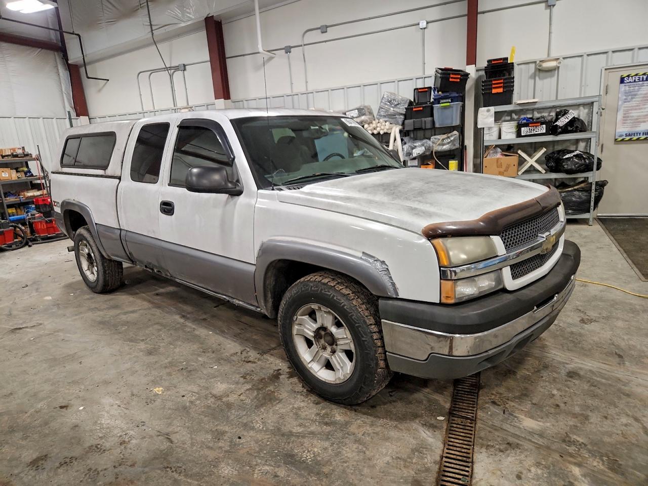 2005 CHEVROLET SILVERADO K1500 photo 4
