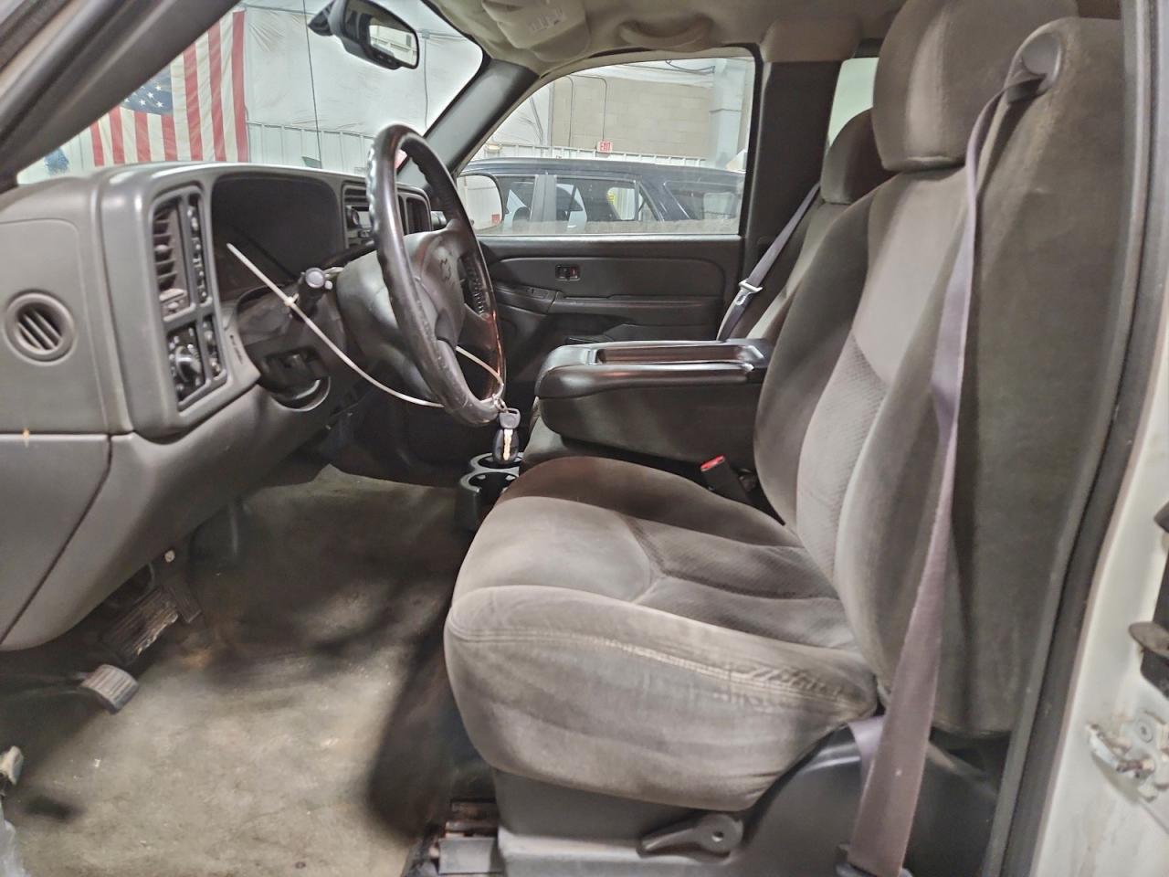 2005 CHEVROLET SILVERADO K1500 photo 7