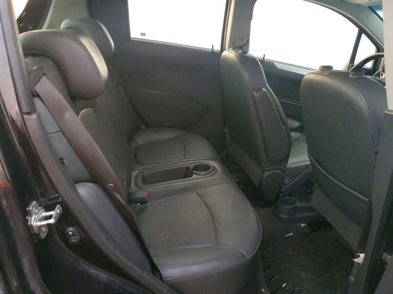 2015 CHEVROLET SPARK 2LT photo 10