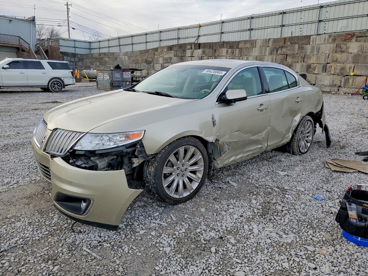 2011 LINCOLN MKS