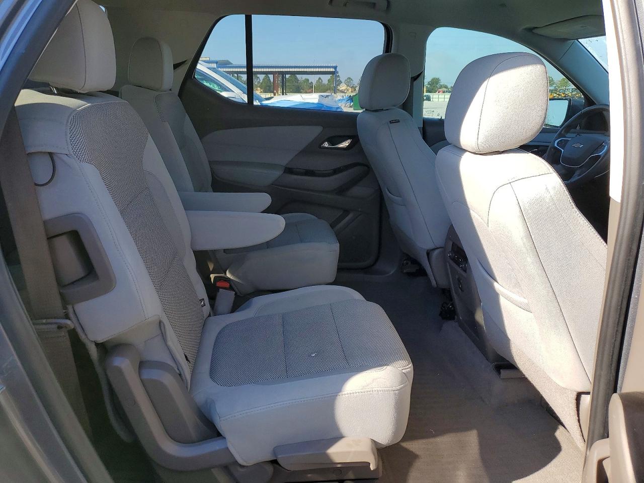 2019 CHEVROLET TRAVERSE LT photo 11